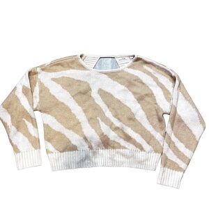 Mi Ami Francescas Women’s Zebra Open Back Sweater Size Small